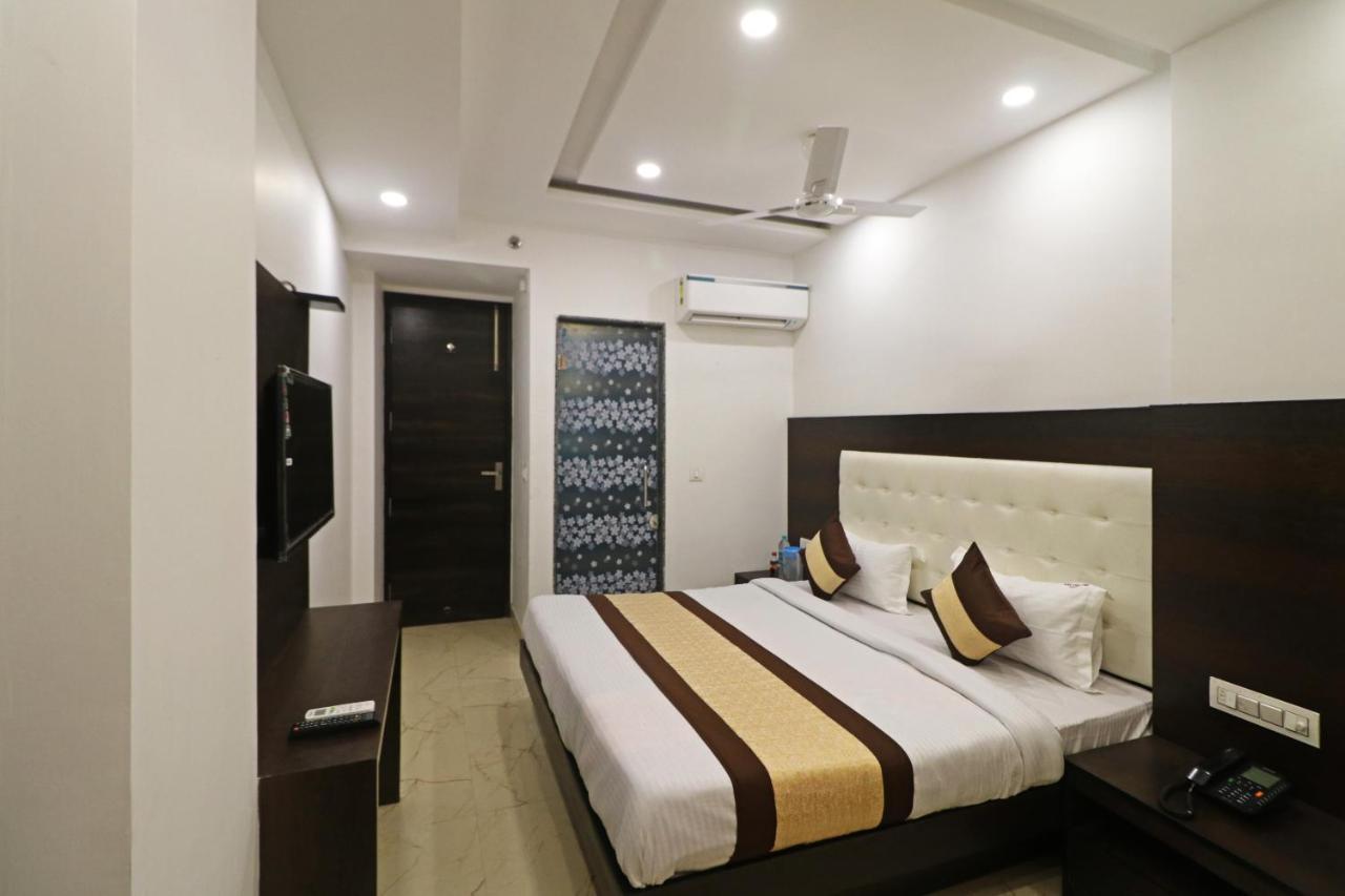 Silver Shine New Delhi - Comfort Stay Εξωτερικό φωτογραφία