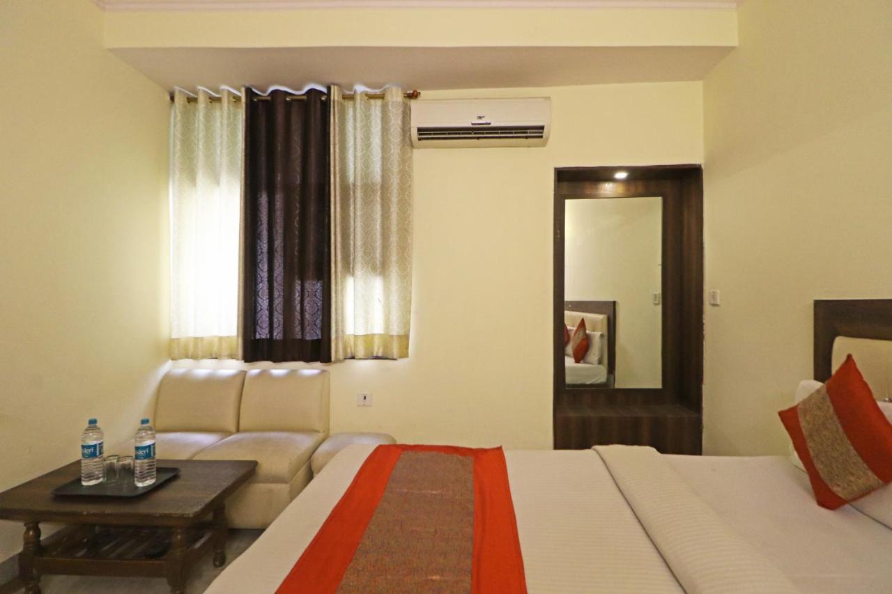 Silver Shine New Delhi - Comfort Stay Εξωτερικό φωτογραφία